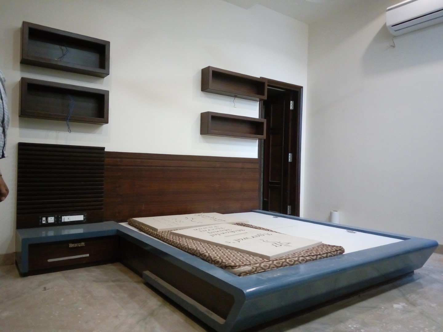 KhatiRaj Woodworks - Custom Bed and Bedroom Furniture